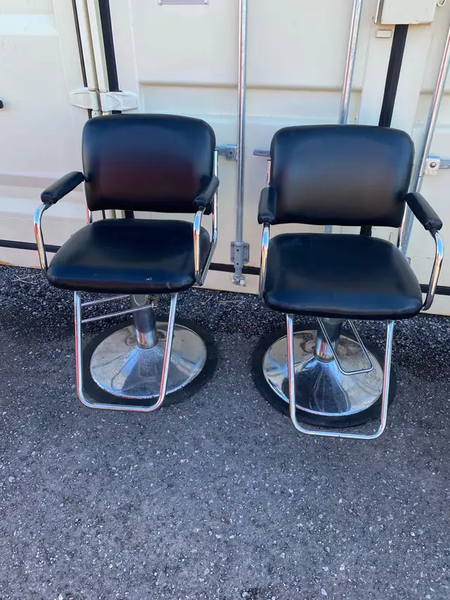 Salon Chairs 