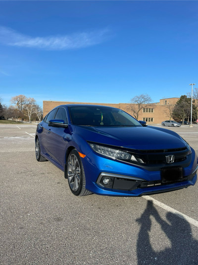 Honda Civic Touring package 