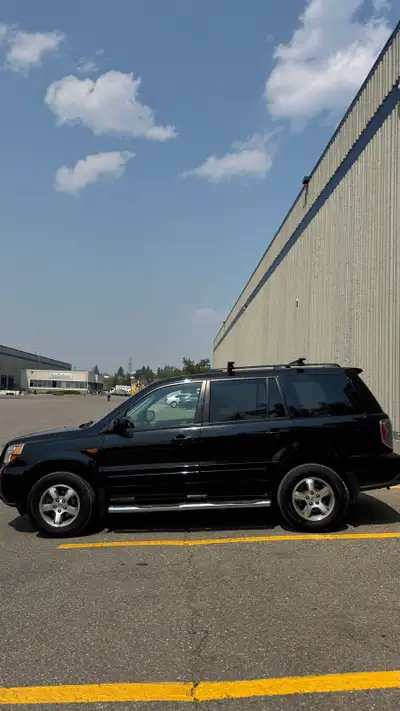 2008 Honda Pilot EX, 4WD 7 Seater SUV! 3.5 L 6 Cylinder Engine. -Active Alberta Registered, Carfax i...