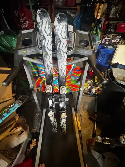 K2 Indy 136cm skis, View more