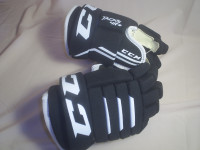 Hockey Gloves  (Youth 11”)