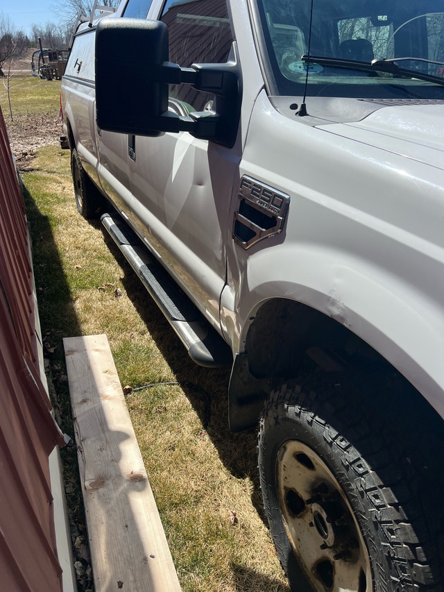 2008 f250 in Cars & Trucks in Kawartha Lakes - Image 2