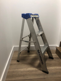 Echelle ladders