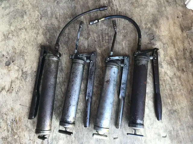 Grease guns