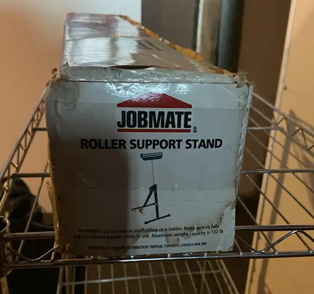 Jobmate roller support stand in Other in Barrie - Image 3