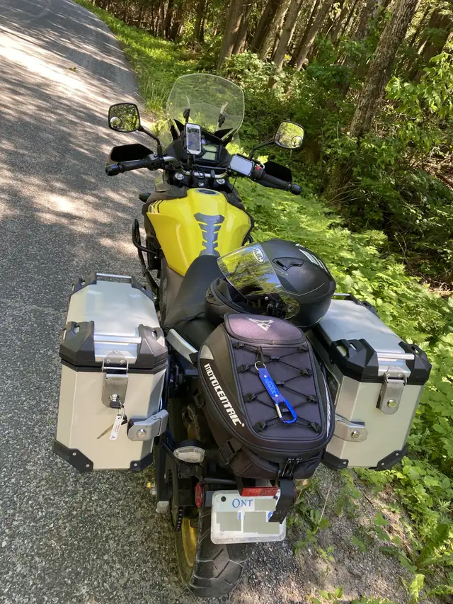 2018 Suzuki V-Strom 650XT Adventure. in Street, Cruisers & Choppers in Markham / York Region - Image 4