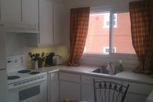 4½ STE-FOY, IUCPQ, UNIVERSITÉ, JUILLET, CALME, BELLE VUE in Long Term Rentals in Québec City - Image 8