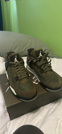 Jordan 4 Olive Craft size 9 mens deadstock