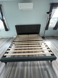 King Upholstered Square Stitched Platform Bed (Wooden Sluts)