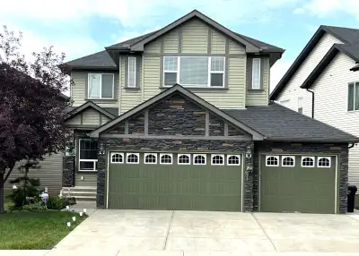 Fully Furnished home for Rent in Panorama Hills NW Calgary. 4 Bedrooms plus Den 3 Washrooms 3 Living...