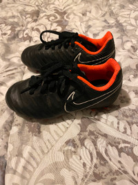 Size 10C Nike Tempo Cleats