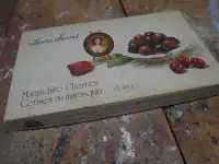 1-BOITE DE CHOCOLAT,CERISES AU MARASQUIN,LAURA SECORD,1LB,VINTAG