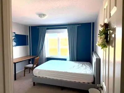 Bridge water house 1 bedroom available from July 29
