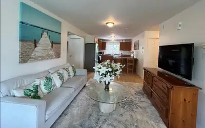 3 bedrooms apt.