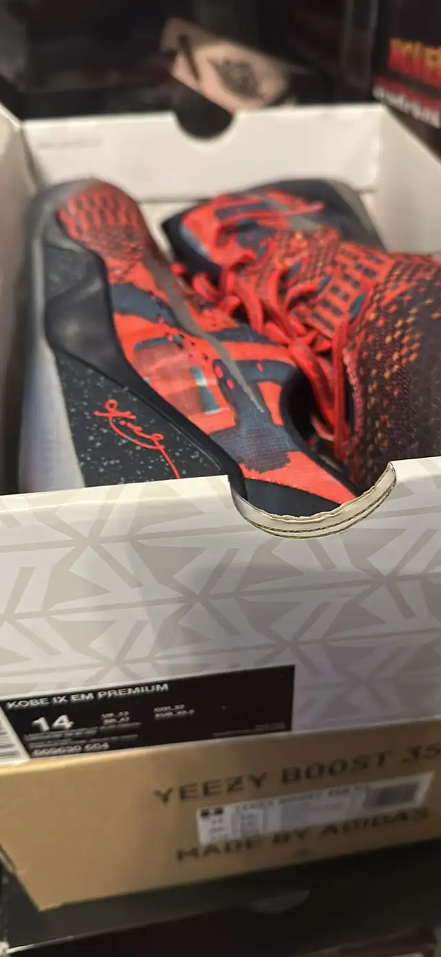 Kobe 9 Philippines  in Men's Shoes in Markham / York Region - Image 3
