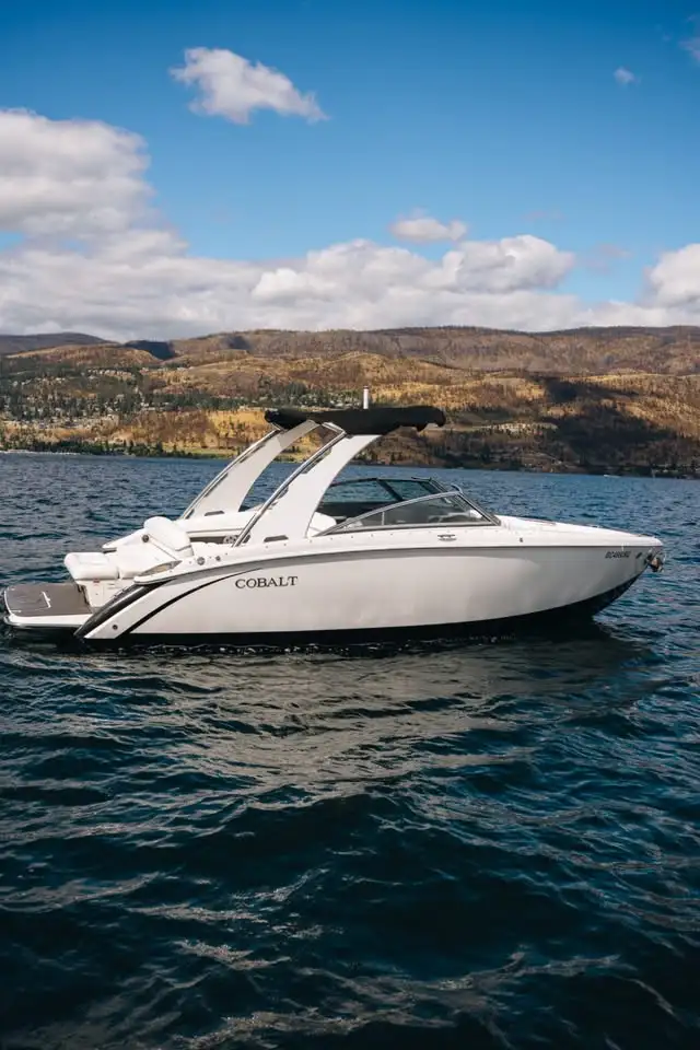 2015 Cobalt R5 Bowrider