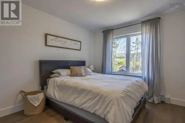 IMMEDIATE - Short Stay - 1Bed + 1Bath + Dining/Living + Parking63436971665793121
