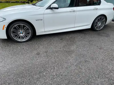Fits on 3/4/5/6 series Bmw Performace rims BBS Contact me for any inquires