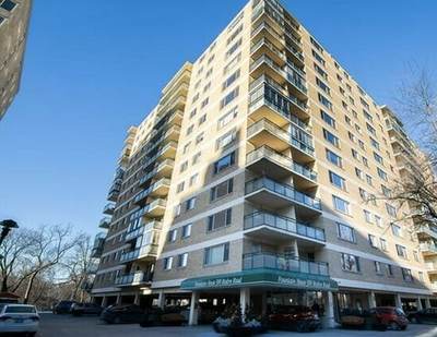 Fabulous riverfront unit for rent in the heart of the village. West facing for gorgeous sunset views...