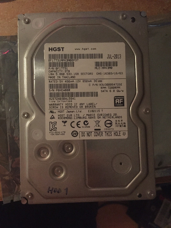 **Trading** 12TiB+ hard drives dans Composants de système  à Ville de Montréal - Image 2