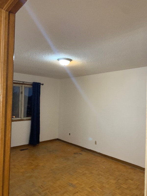 Large Private Room for Rent close to Humber College North Room