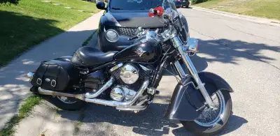2002 Kawasaki Drifter 800, in the fastest colour of all (metallic black), this sweet little girl has...