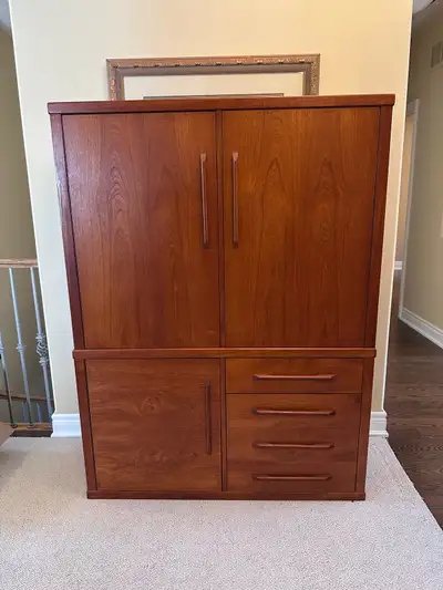 MCM Queen bedroom set includes bed 2 side tables with shelf that can be removed dresser with mirror...