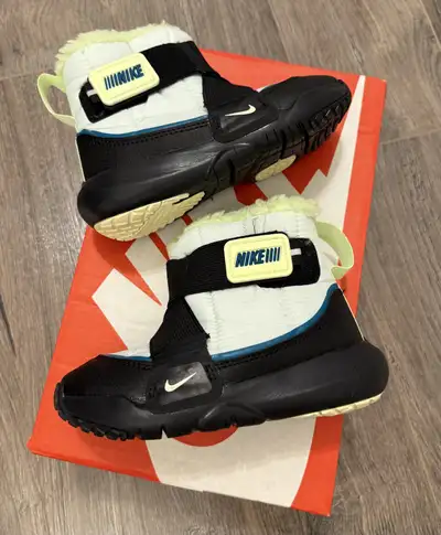 Nike Flex Advance kids winter boots size 11C, View more