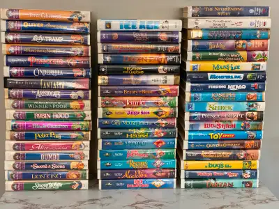 VHS Disney Masterpiece Collection, Warner Bros. +...