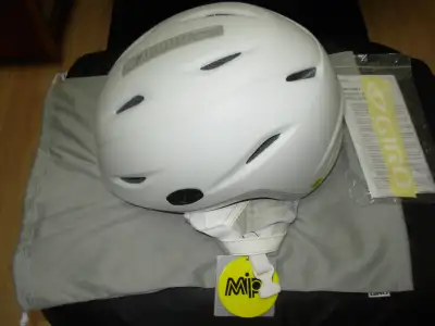 Casque Giro, ski, vélo, skateboard, View more