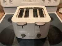 Grille-pain 4 tranches (4 slice toaster)
