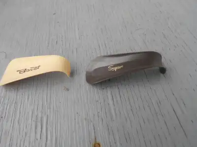 2-LANGUES EN PLAST,POUR CHAUSSURES,SIMPSONS ET BOVET,VINTAGES., View more