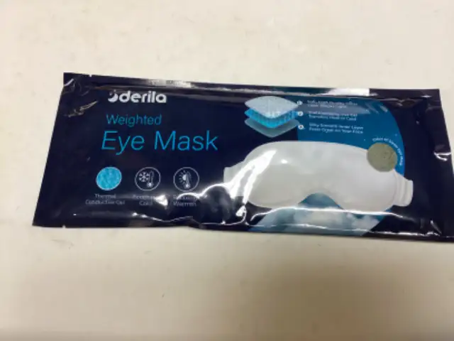 Derila Weighted Eye Mask in Health & Special Needs in City of Halifax - Image 2