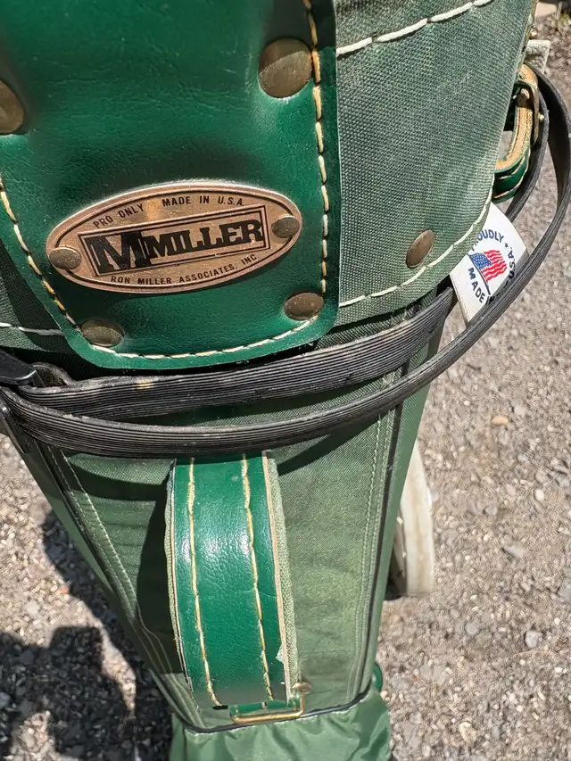 Vintage Golf Bag And Cart in Golf in Ottawa - Image 6