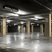 parking lot for rent outdoor/indoor/parking intérieur/extérieur