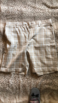 Men’s Name Brand shorts (14 pairs, so 32,34) and T-shirts as L