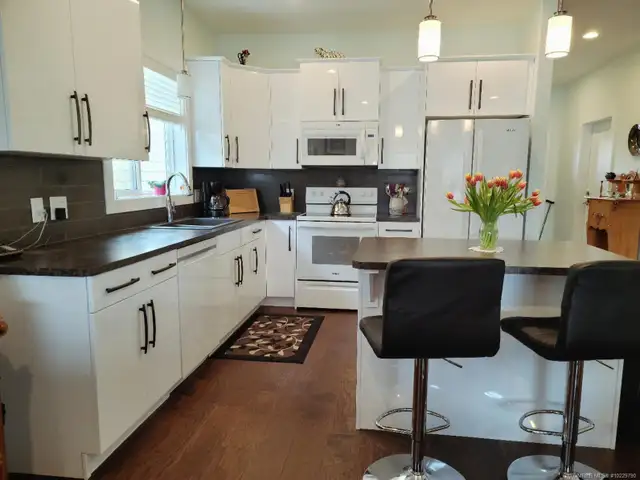 Photo 4