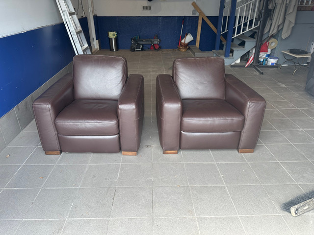 Italian leather reclining couches  dans Sofas et futons  à Longueuil/Rive Sud