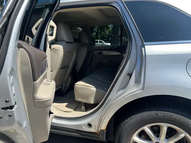 2011 Lincoln MKX494059775224729609