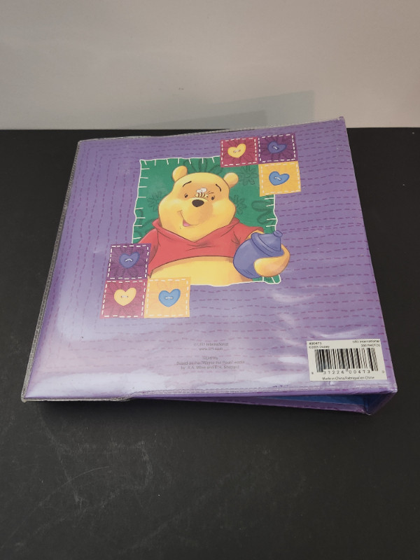 NEW UNUSED DISNEY WINNIE THE POOH PHOTO ALBUM in Arts & Collectibles in St. Catharines - Image 4