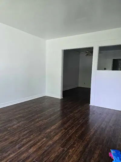 Spacious 3-Bedroom Upper-Level bungalow available for rent, family-friendly neighborhood in Ajax. Pe...