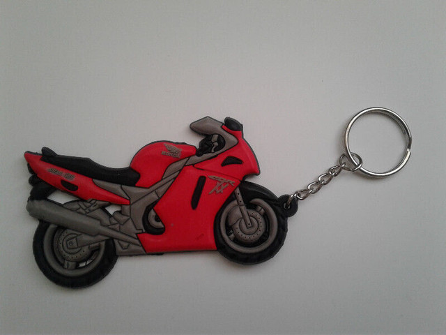 BRAND NEW Honda Keychains 1000rr 954rr 929rr 600rr f4i f4 cbr in Other in Mississauga / Peel Region - Image 3