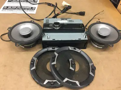 Système de son JVC pour automobile, View more