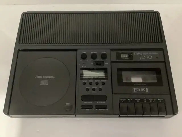 EIKI 7070C COMMERCIAL GRADE CD PLAYER AND CASSETTE DECK RECORDER in Other in City of Toronto - Image 2