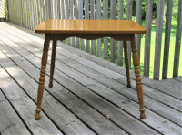 Vintage Solid Maple Table 24" X 21.5" X 20' Tall