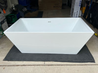 "Woodbridge" Freestanding Soaker Tub (New)