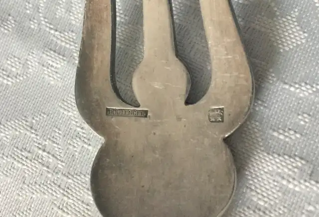 Antique Boulenger fourchette à poisson et 1 couteau, 9 Pcs in Arts & Collectibles in City of Montréal - Image 3