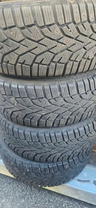 4 x GENERAL ATIMAX ARCTIC 12 225/65R17 104T WINTER TIRES 85% LIFE RUNNER LEFT ON THEM $300 obo for t...