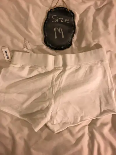 BRAND NEW LADIES WHITE COTTON SHORTS - MED, View more