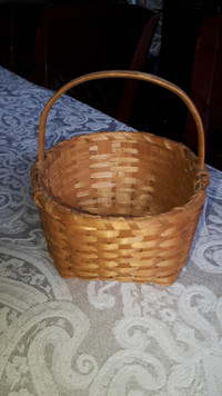 Vintage Mi'kmaq Miniature Basket